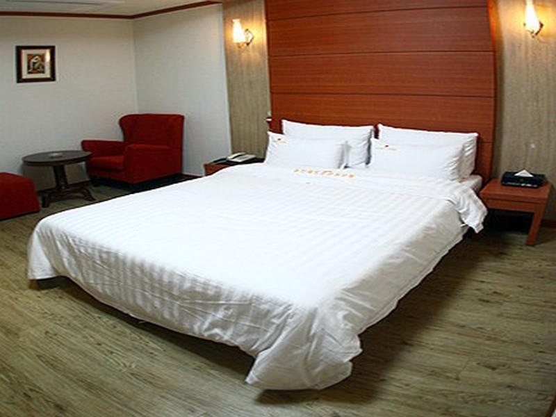 เมโทร โพล ทัวริสต์ โฮเทล Hotel พย็องแท็ก ภายนอก รูปภาพ
