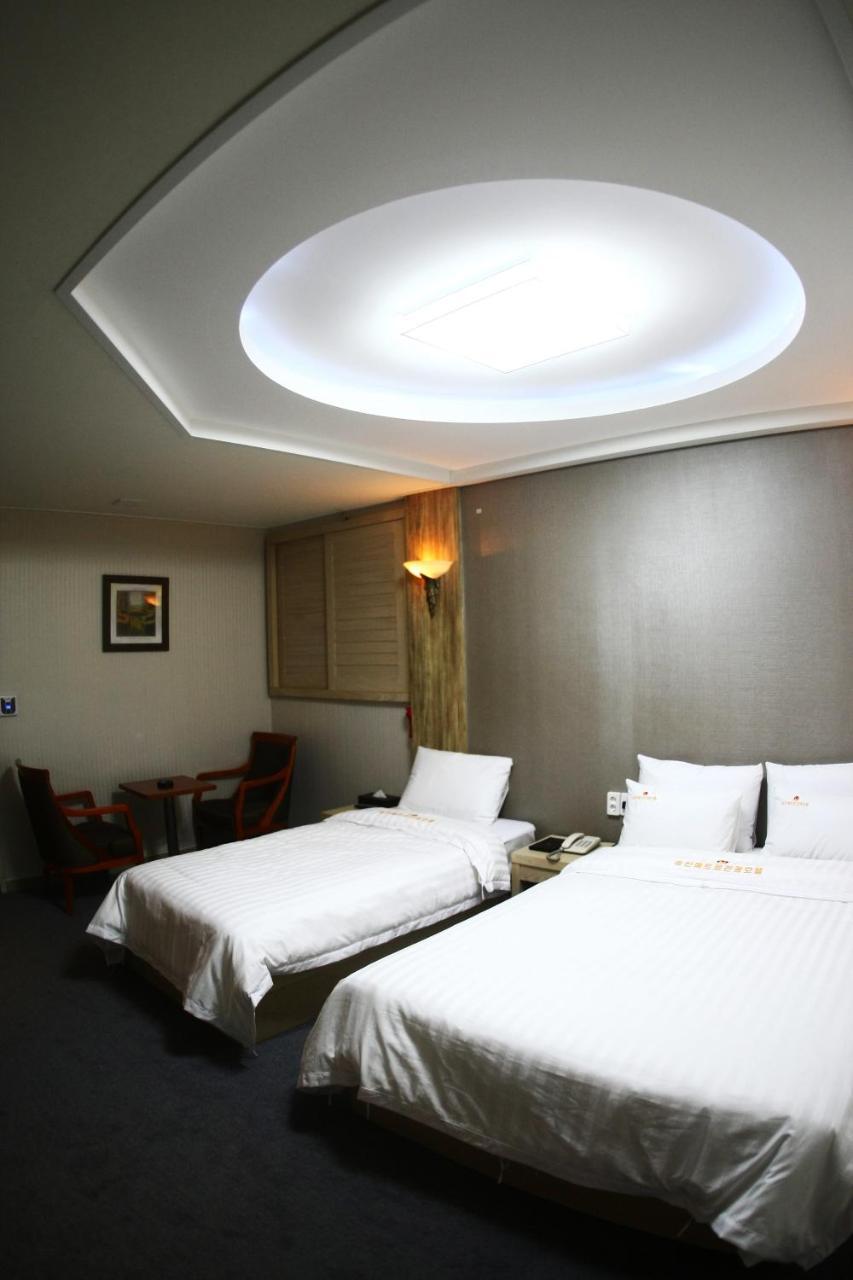 เมโทร โพล ทัวริสต์ โฮเทล Hotel พย็องแท็ก ห้อง รูปภาพ