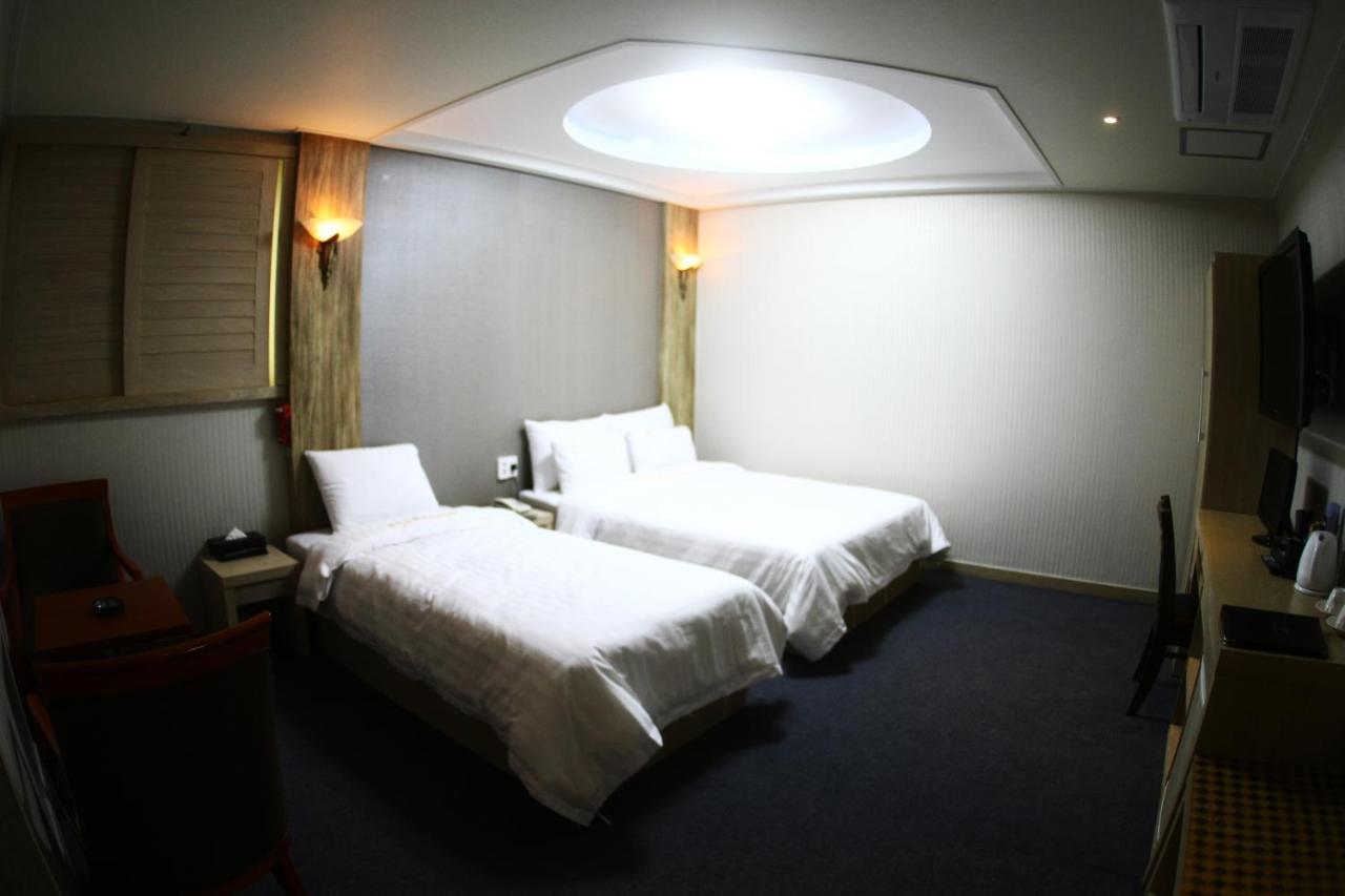 เมโทร โพล ทัวริสต์ โฮเทล Hotel พย็องแท็ก ห้อง รูปภาพ